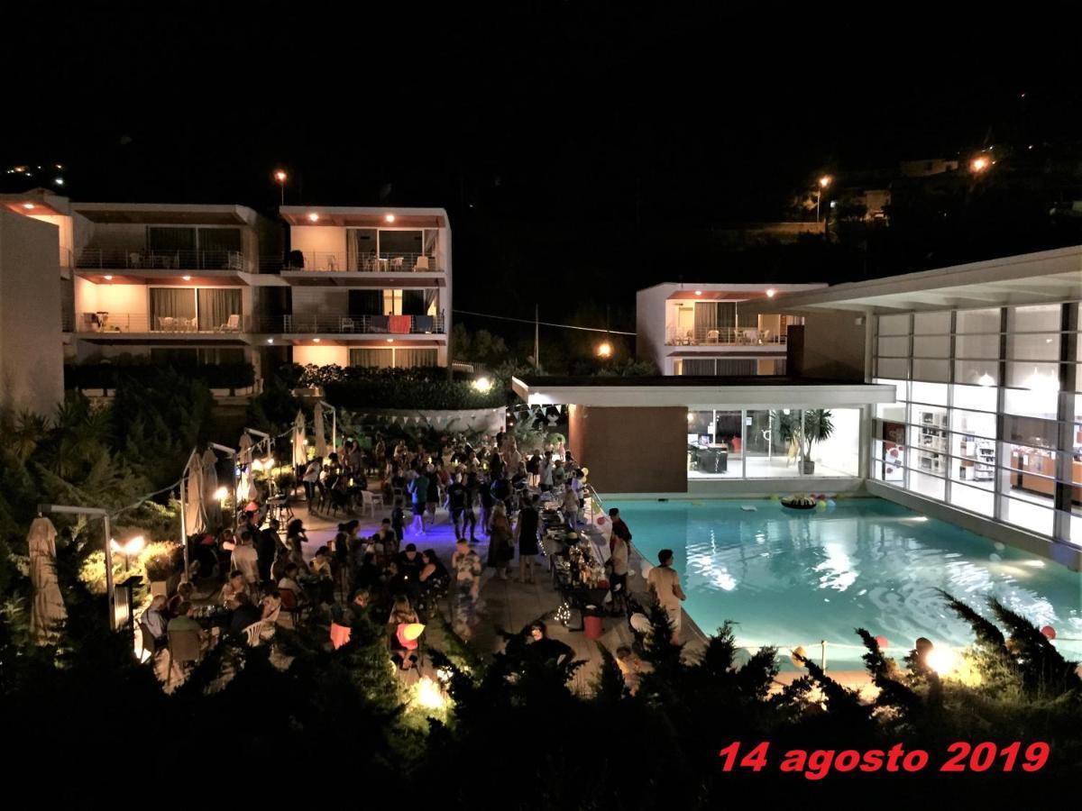 Sporting Club Resort Praia a Mare Luaran gambar